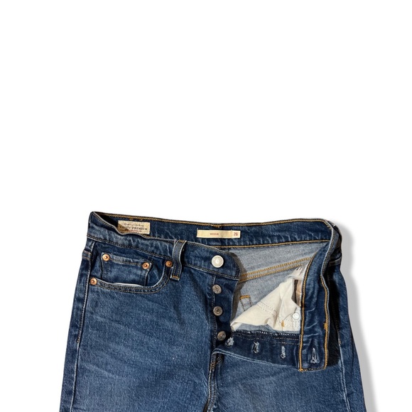 Levi’s Straight Leg Jeans - Picture 2 of 4